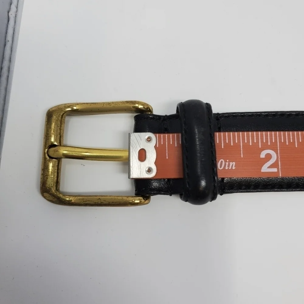 COACH BLACK LEATHER BELT GOLD BUCKLE MEN SIZE 40 CLASSIC MENSWEAR BUSINESS WORK